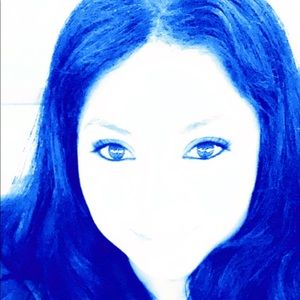 Meet your Posher, Mayra